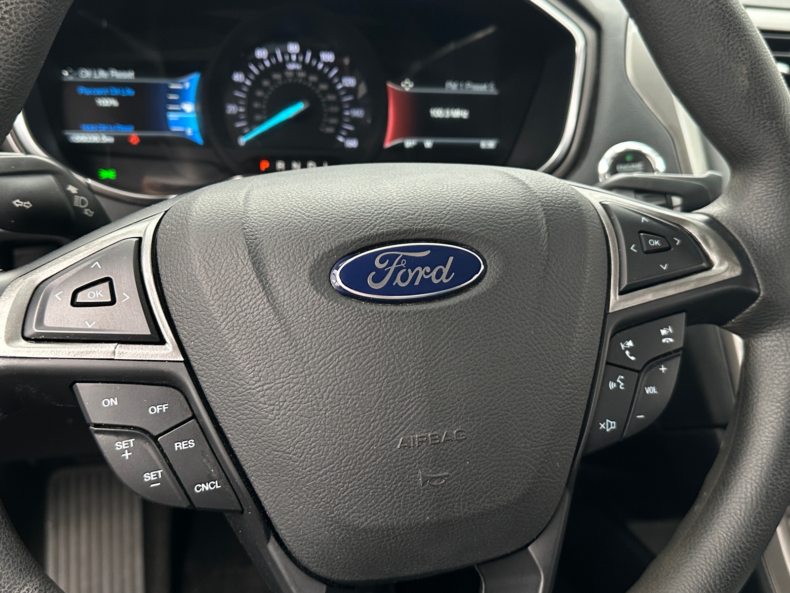 Thumbnail: 2017 Ford Fusion - 5