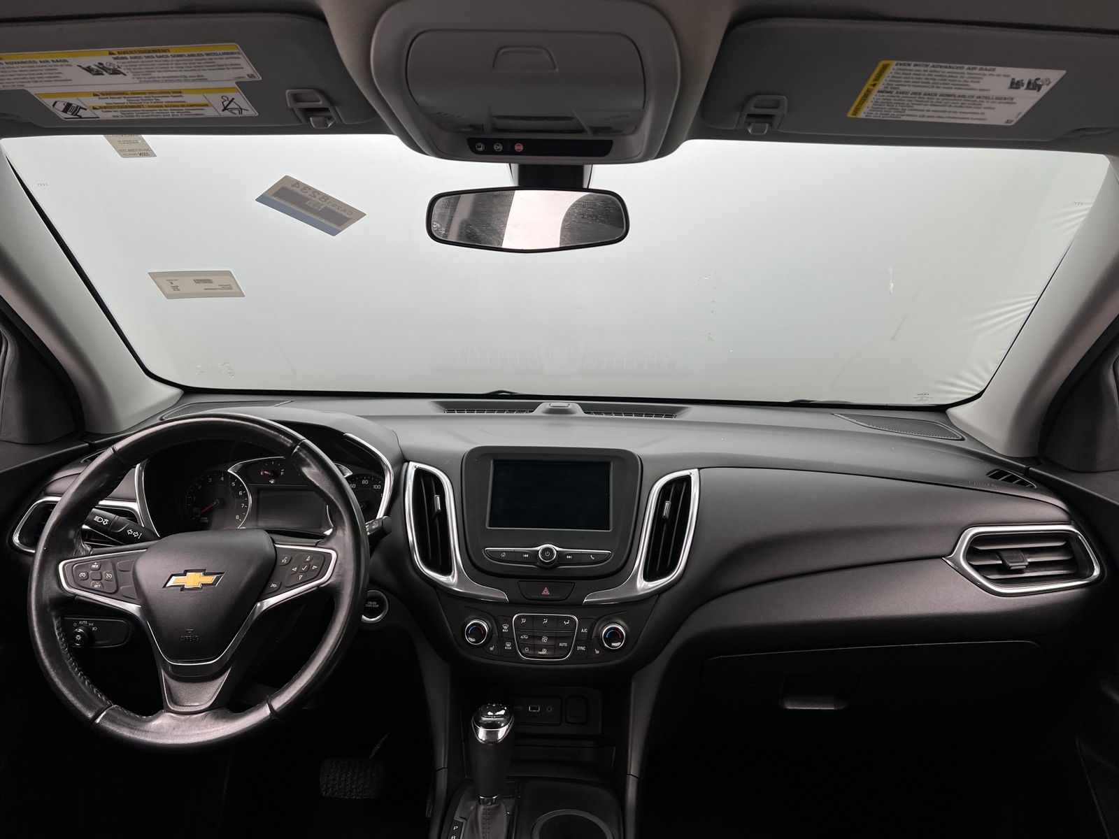 Thumbnail: 2019 Chevrolet Equinox - 3
