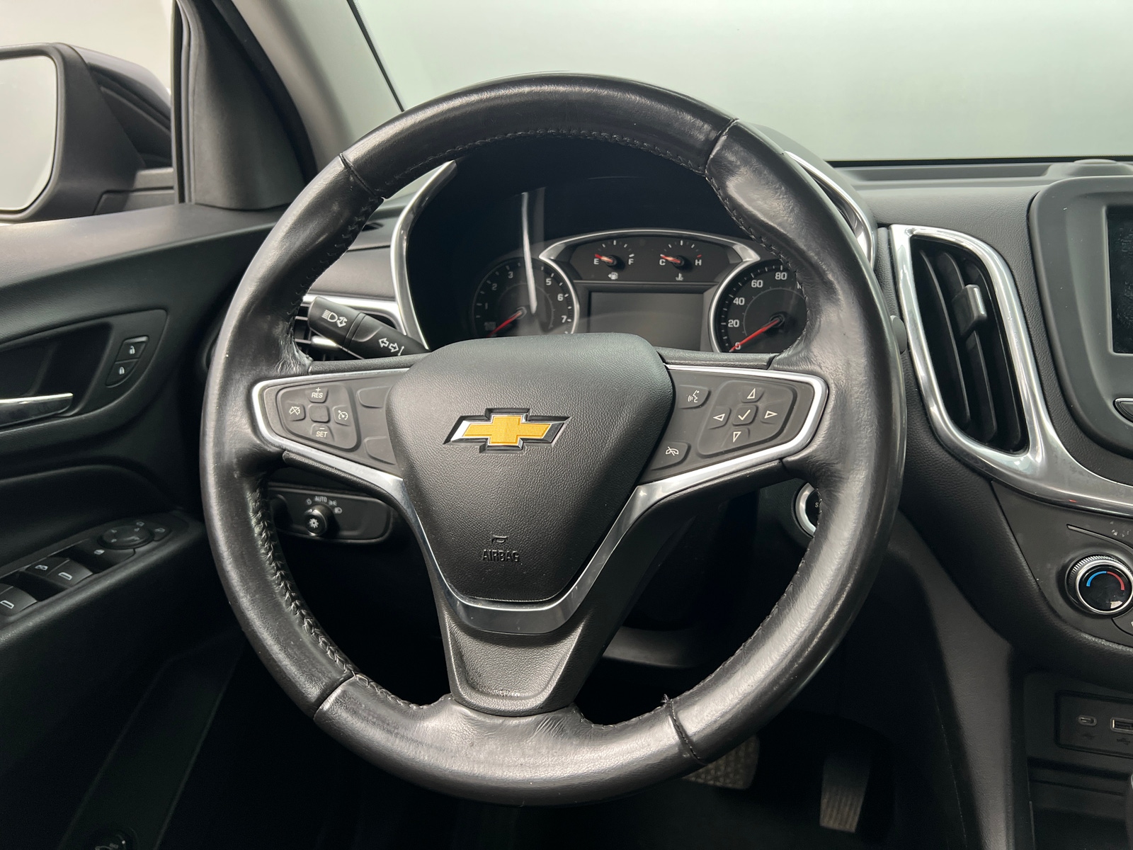 Thumbnail: 2019 Chevrolet Equinox - 5