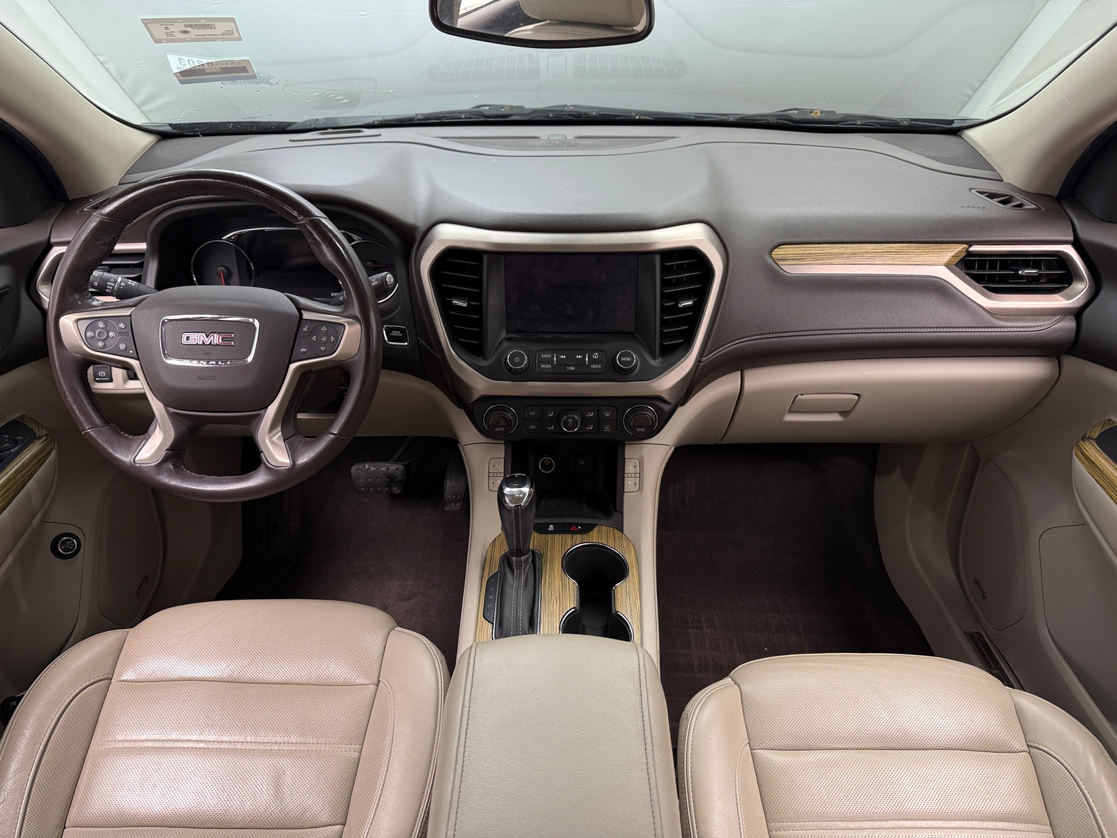 Thumbnail: 2019 GMC Acadia - 2