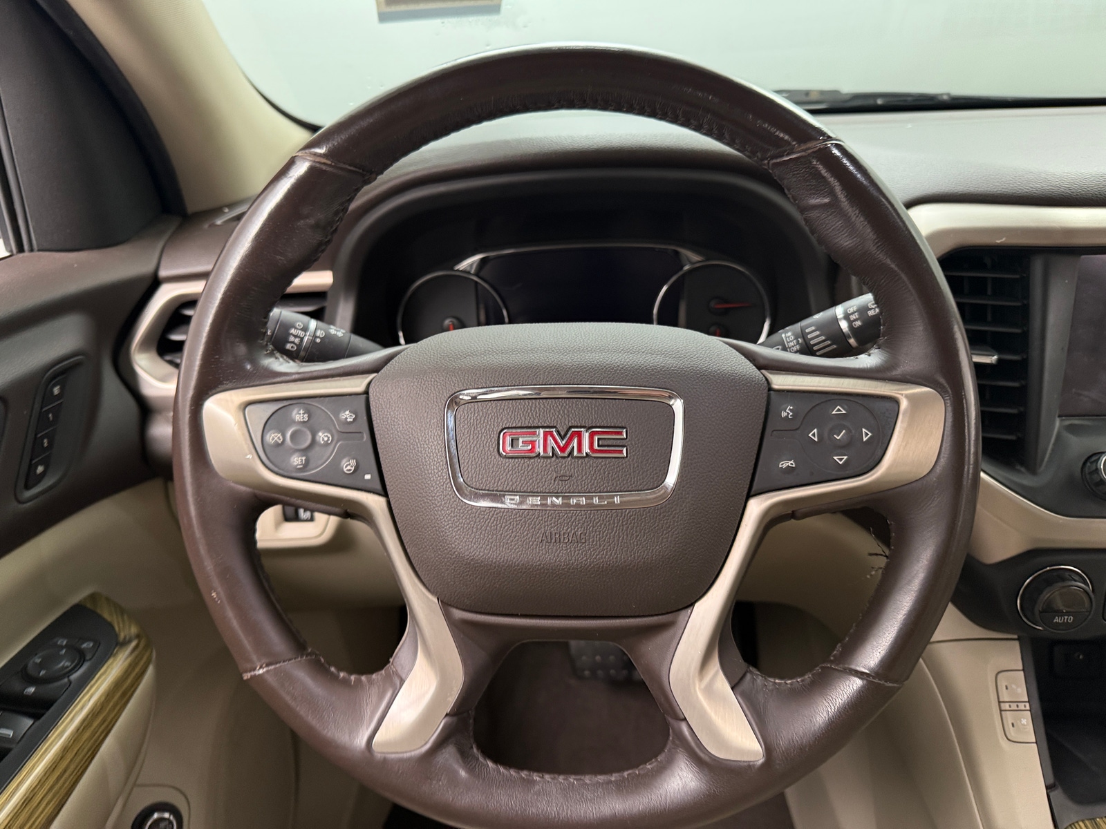 Thumbnail: 2019 GMC Acadia - 4
