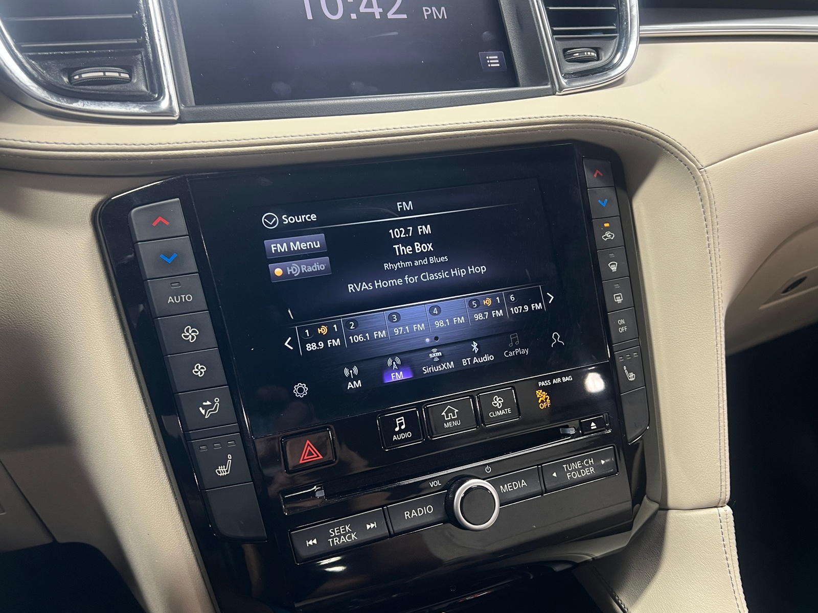 Thumbnail: 2021 INFINITI QX50 - 3