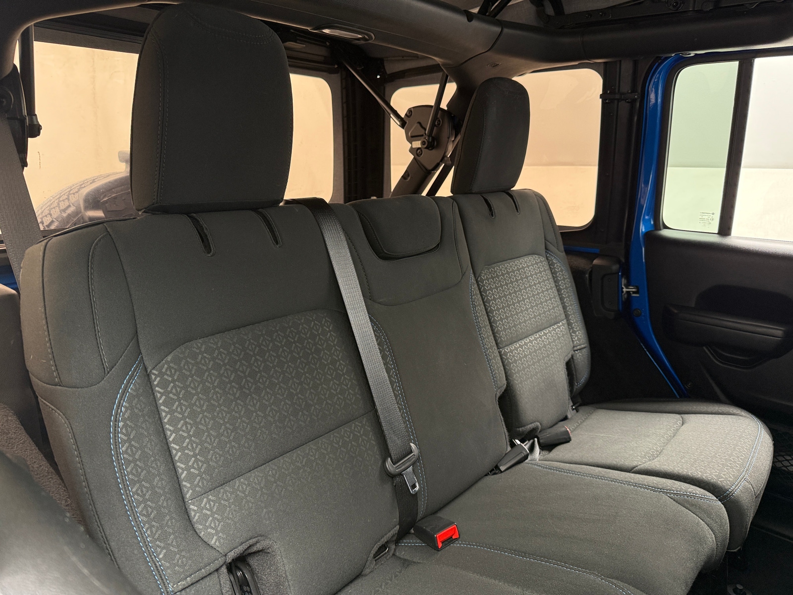 Thumbnail: 2021 Jeep Wrangler - 6
