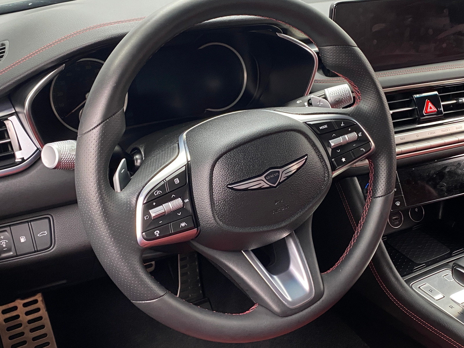 Thumbnail: 2024 Genesis G70 - 4