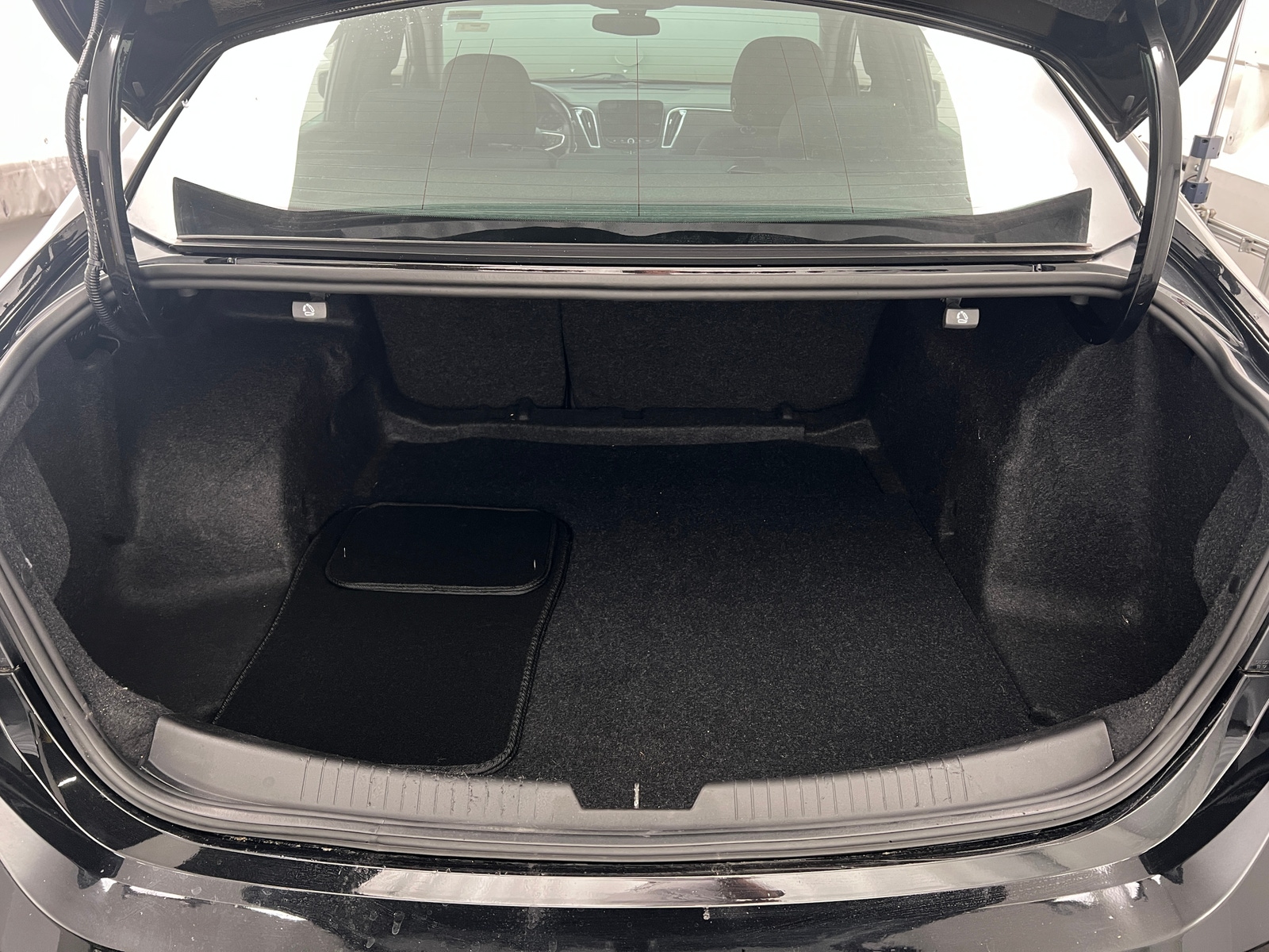 Thumbnail: 2021 Chevrolet Malibu - 7