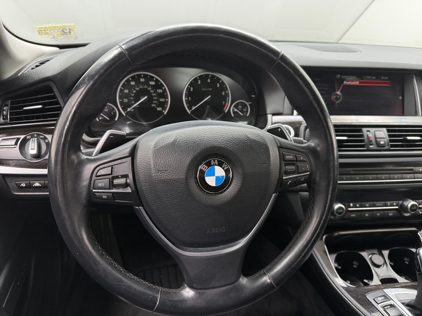 Thumbnail: 2016 BMW 5 Series - 4