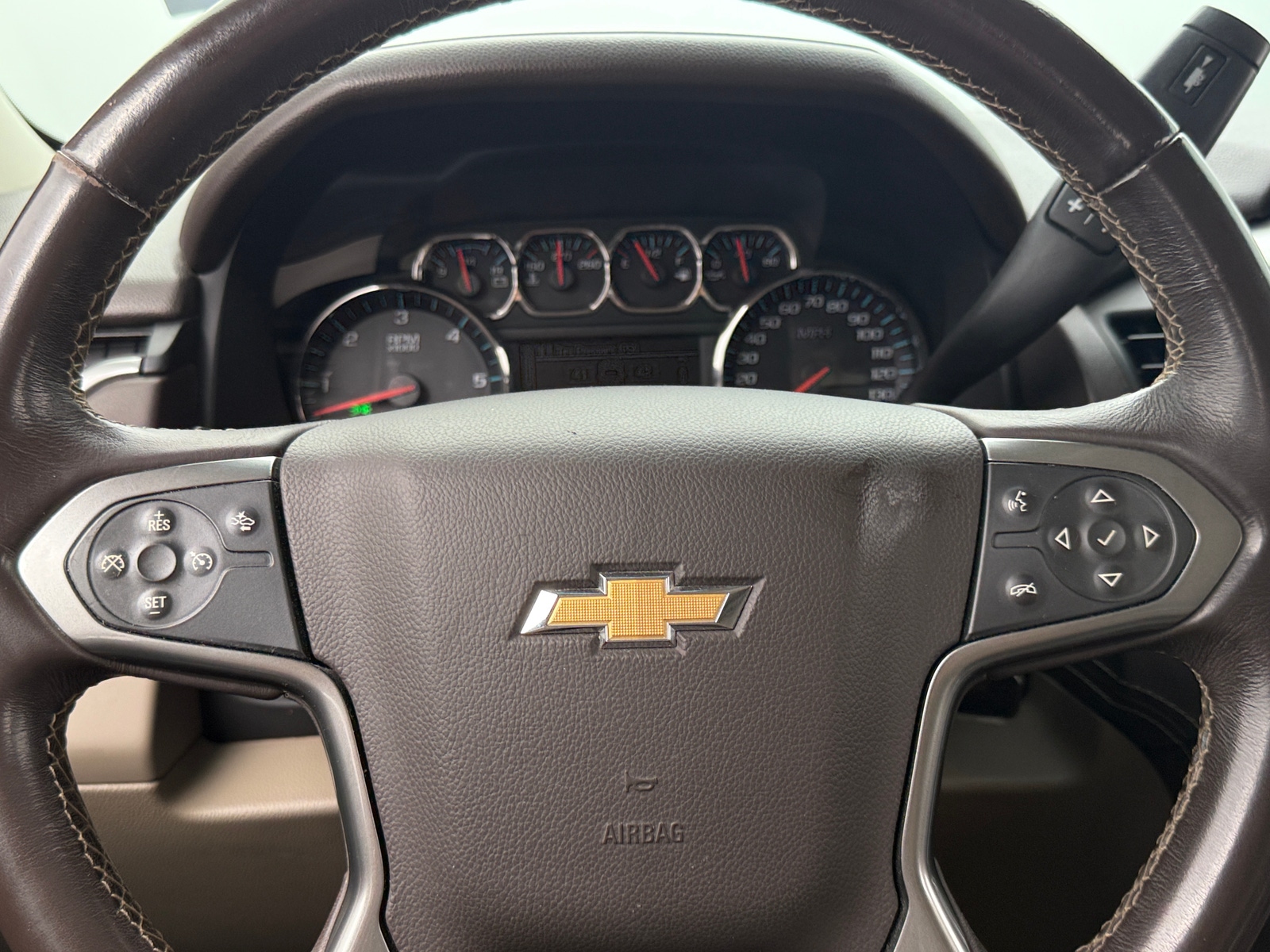 Thumbnail: 2018 Chevrolet Suburban - 4