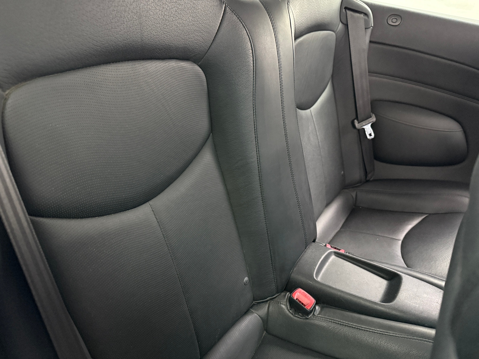 Thumbnail: 2010 INFINITI G37 - 5