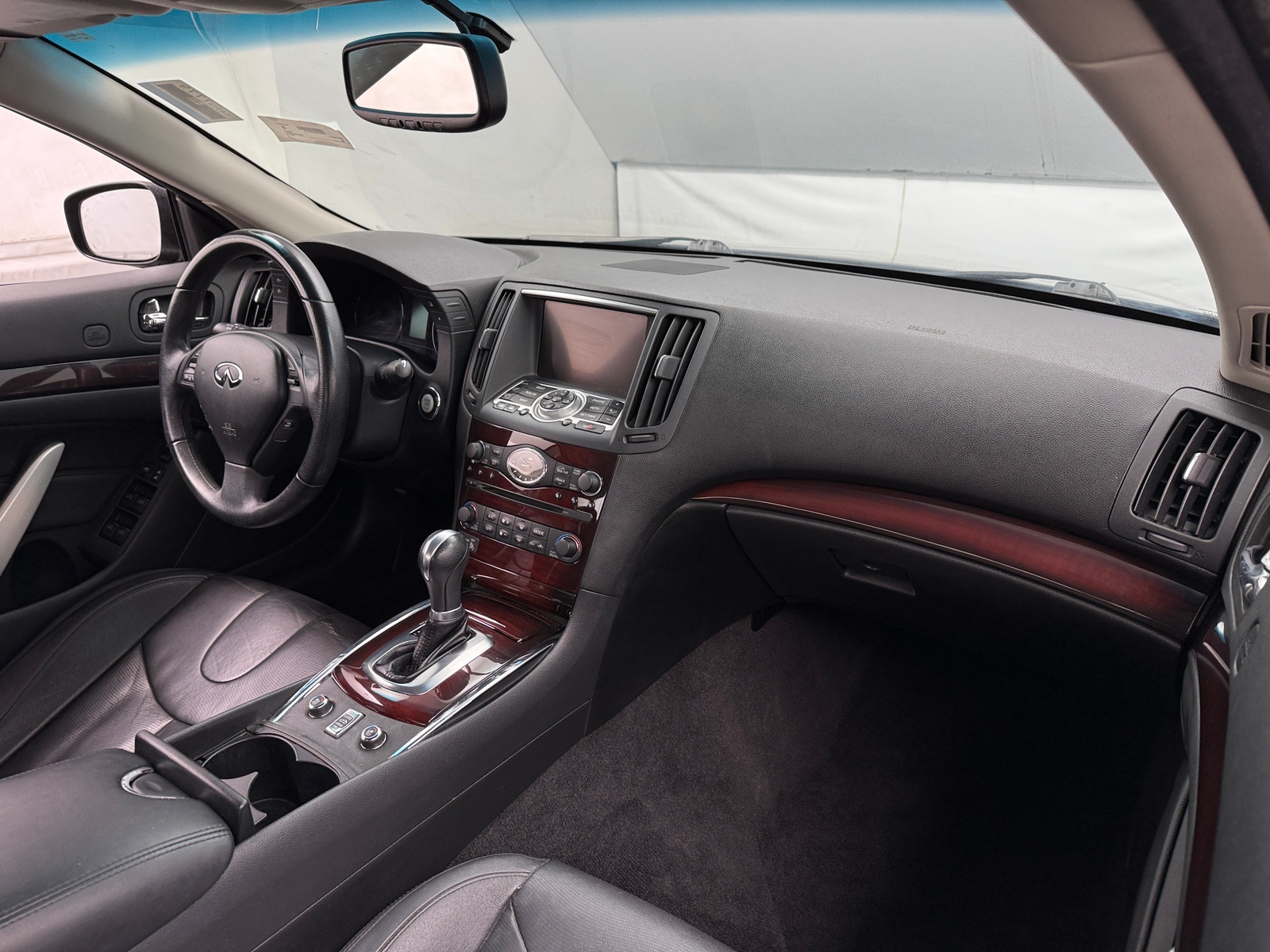 Thumbnail: 2010 INFINITI G37 - 2