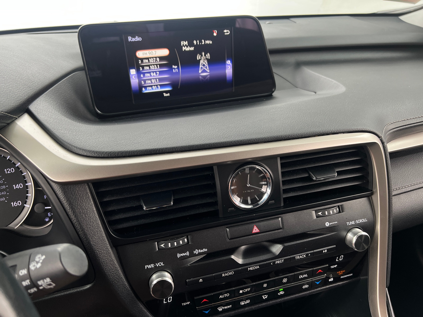 Thumbnail: 2019 Lexus RX - 4