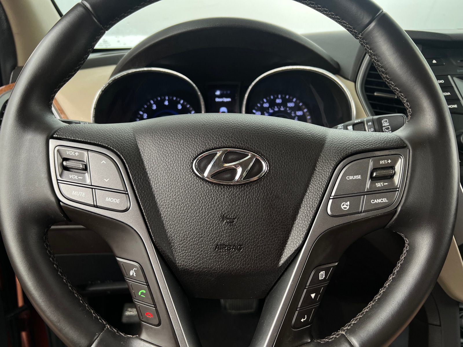 Thumbnail: 2013 Hyundai Santa Fe - 5