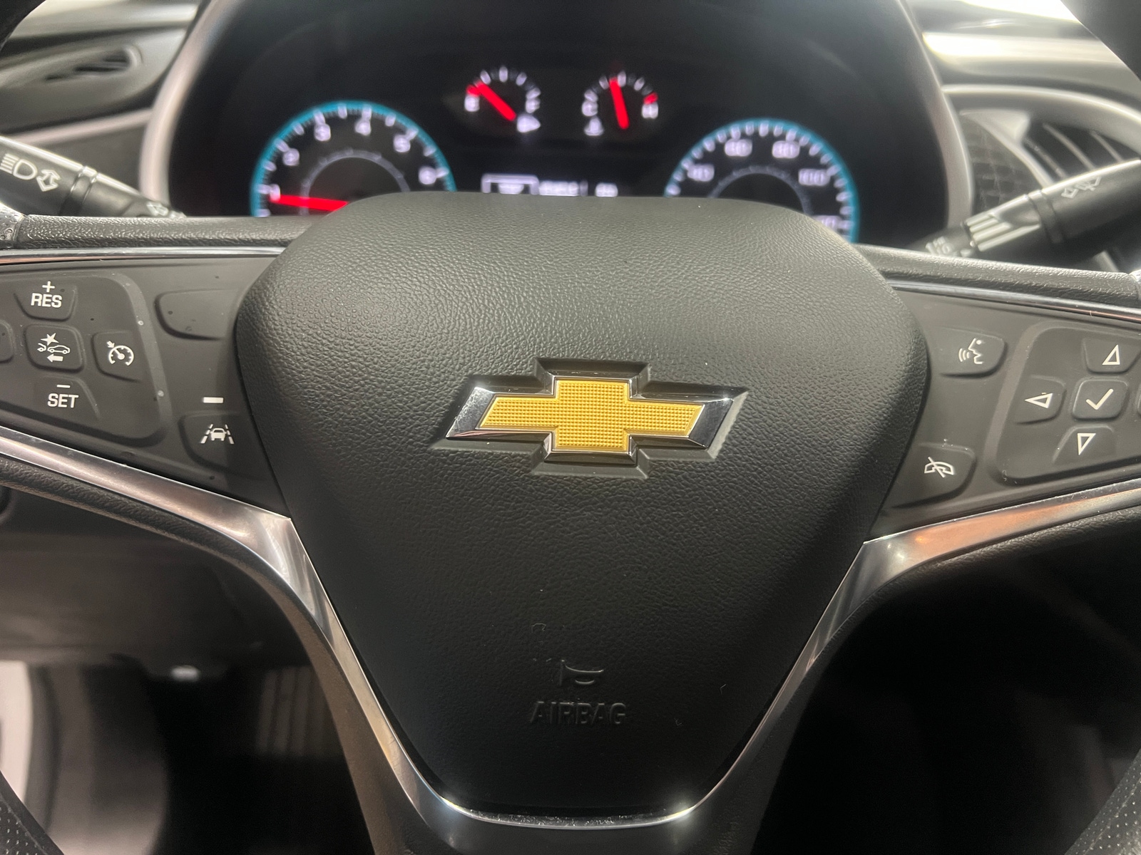 Thumbnail: 2024 Chevrolet Malibu - 5