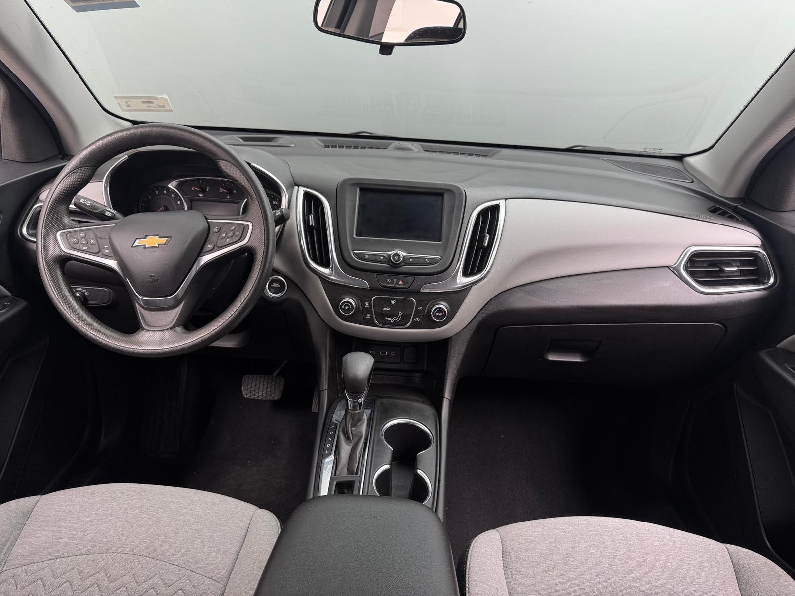 Thumbnail: 2022 Chevrolet Equinox - 3