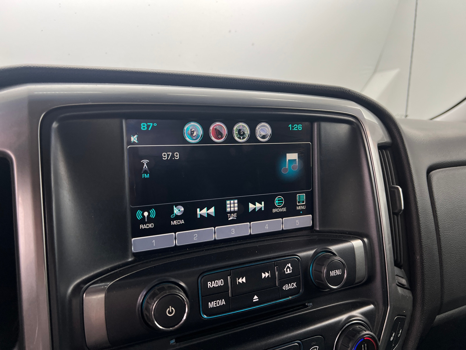 Thumbnail: 2016 Chevrolet Silverado 1500 - 4
