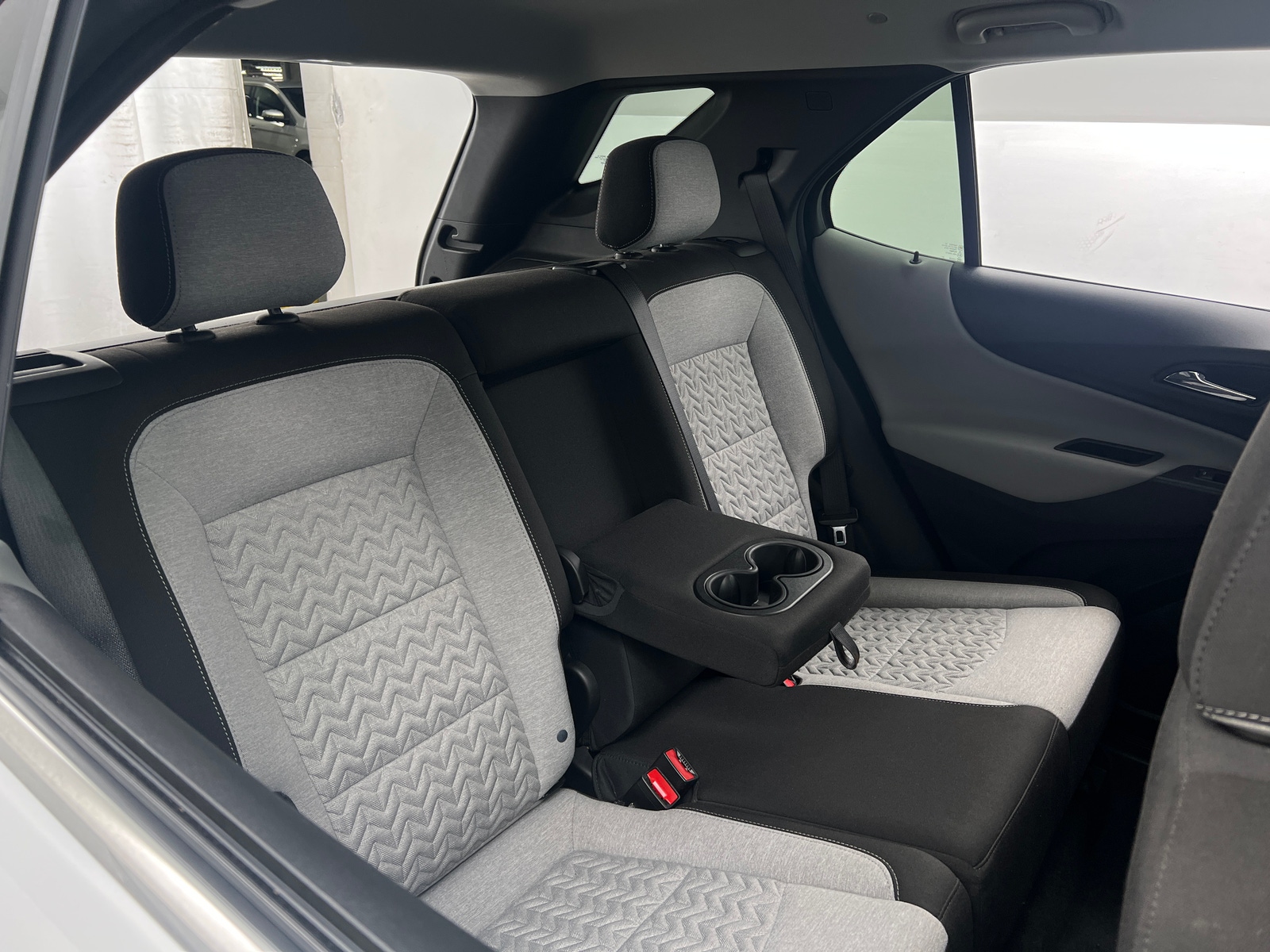 Thumbnail: 2023 Chevrolet Equinox - 6