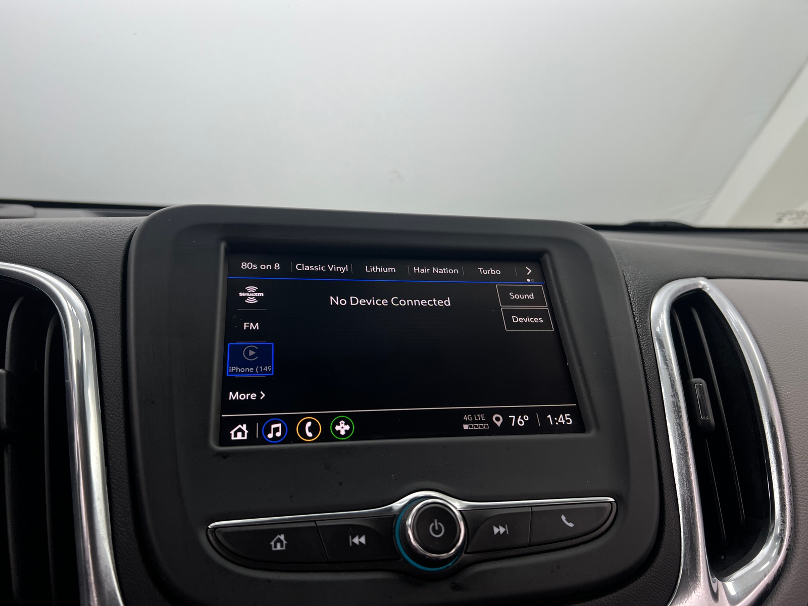 Thumbnail: 2023 Chevrolet Equinox - 4
