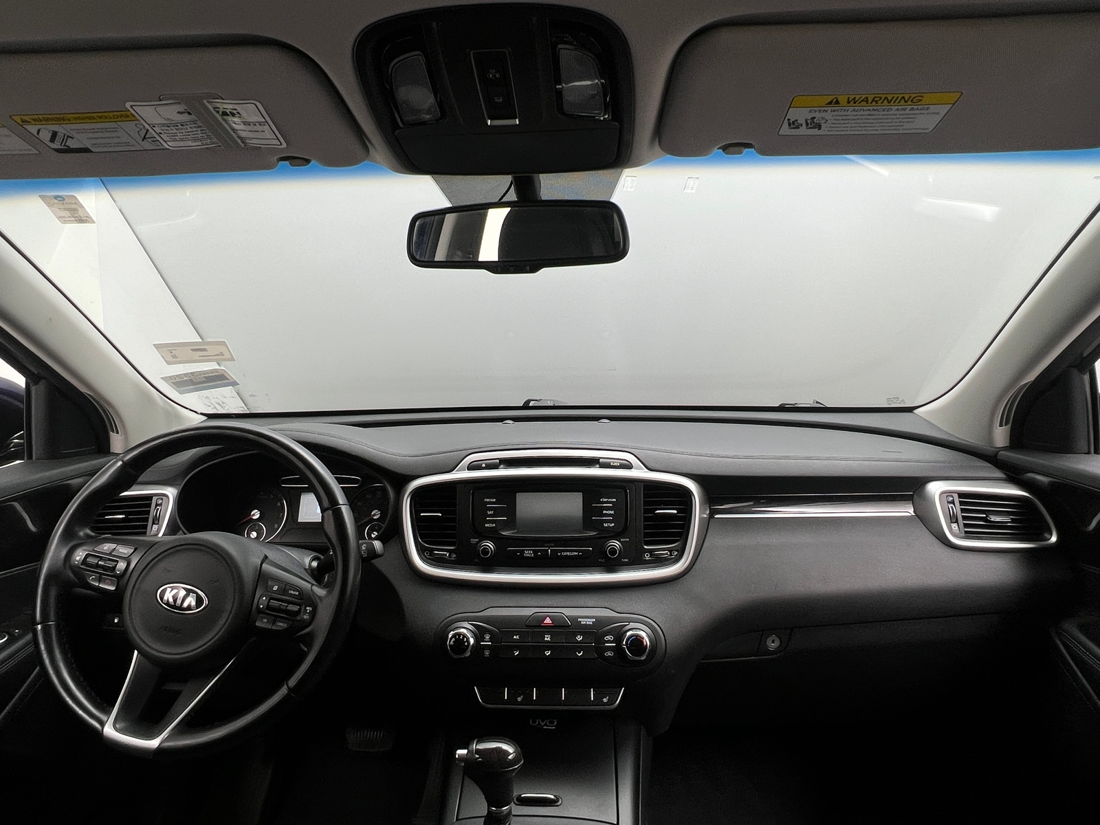 Thumbnail: 2016 Kia Sorento - 3