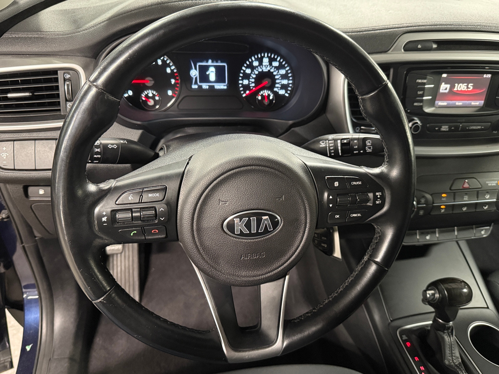 Thumbnail: 2016 Kia Sorento - 5