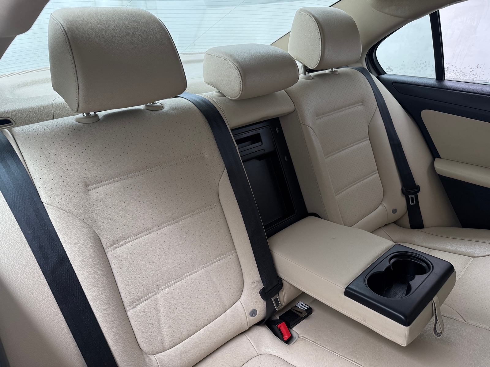 Thumbnail: 2014 Volkswagen Jetta - 5