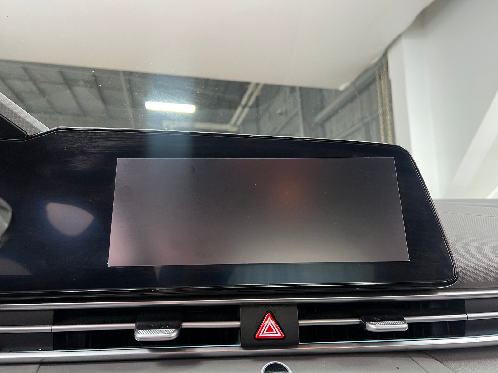 Thumbnail: 2024 Hyundai Elantra - 4