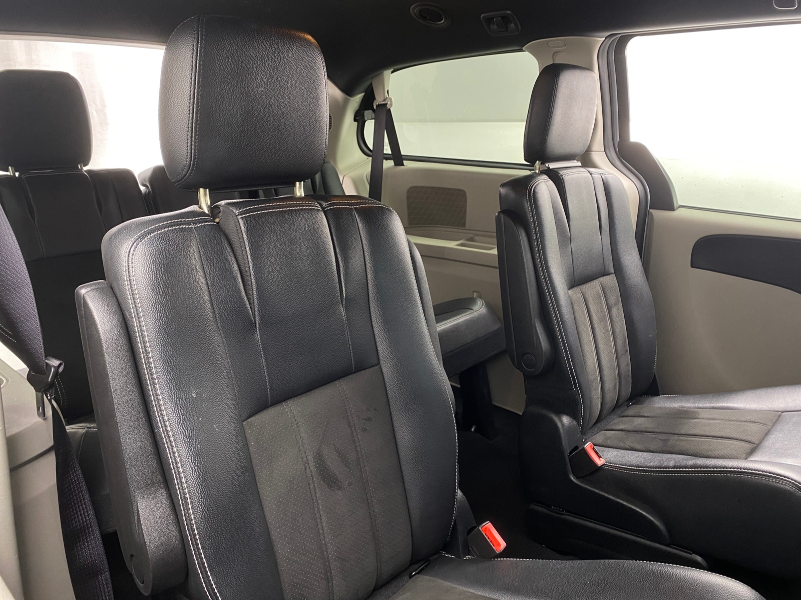 Thumbnail: 2019 Dodge Grand Caravan - 5