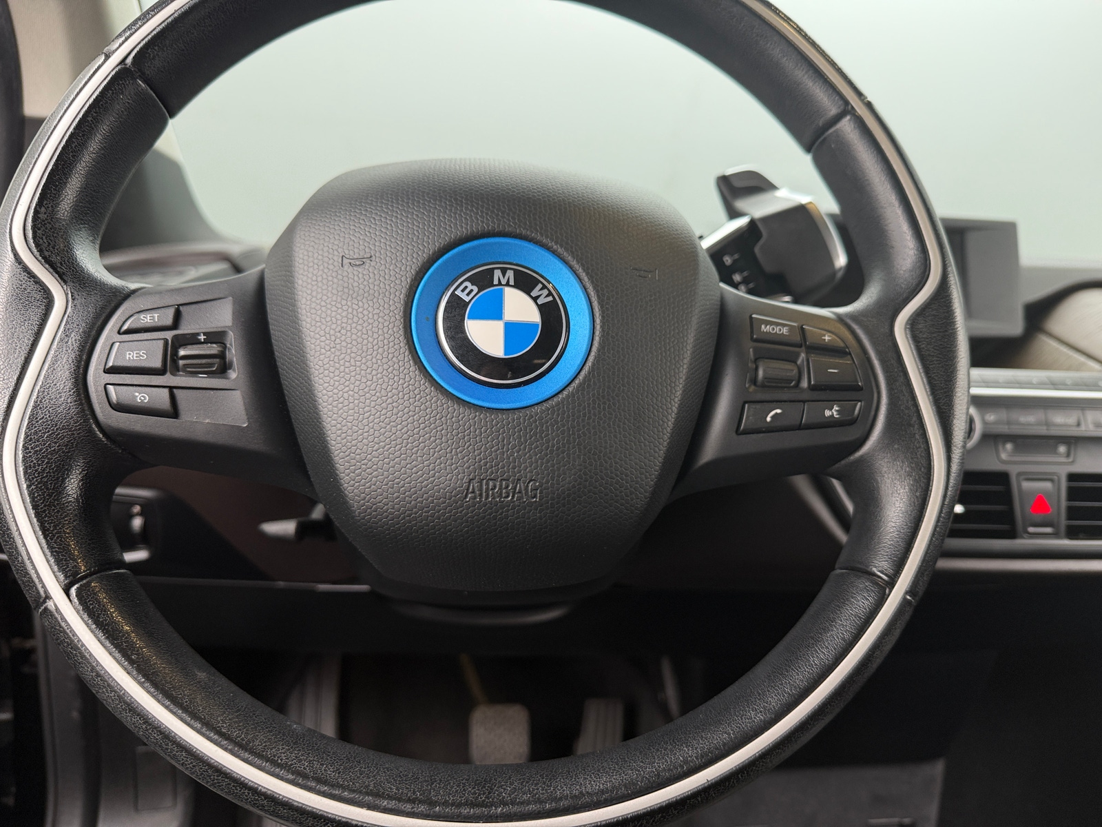 Thumbnail: 2017 BMW i3 - 5