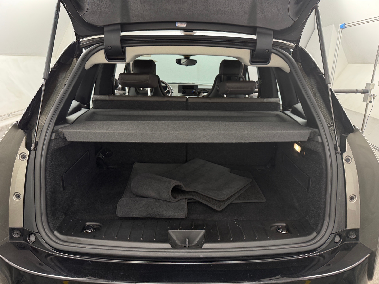 Thumbnail: 2017 BMW i3 - 7