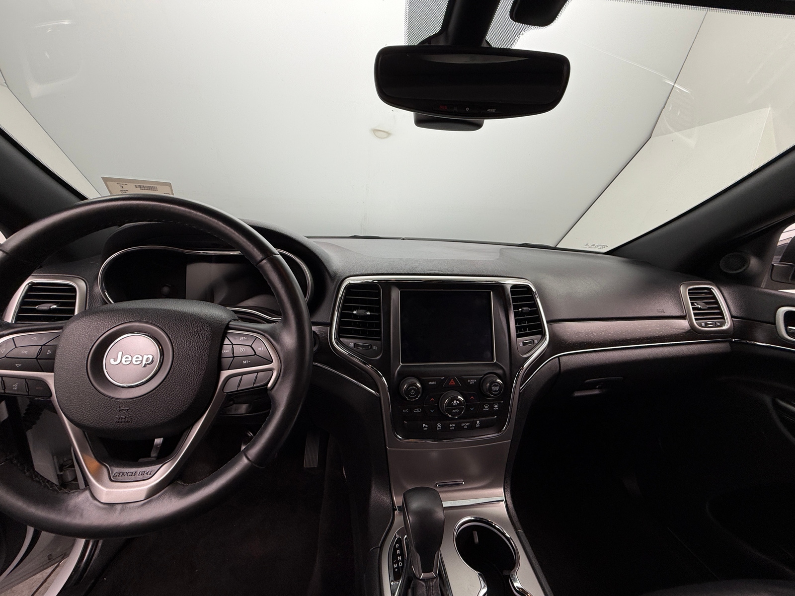 Thumbnail: 2018 Jeep Grand Cherokee - 2