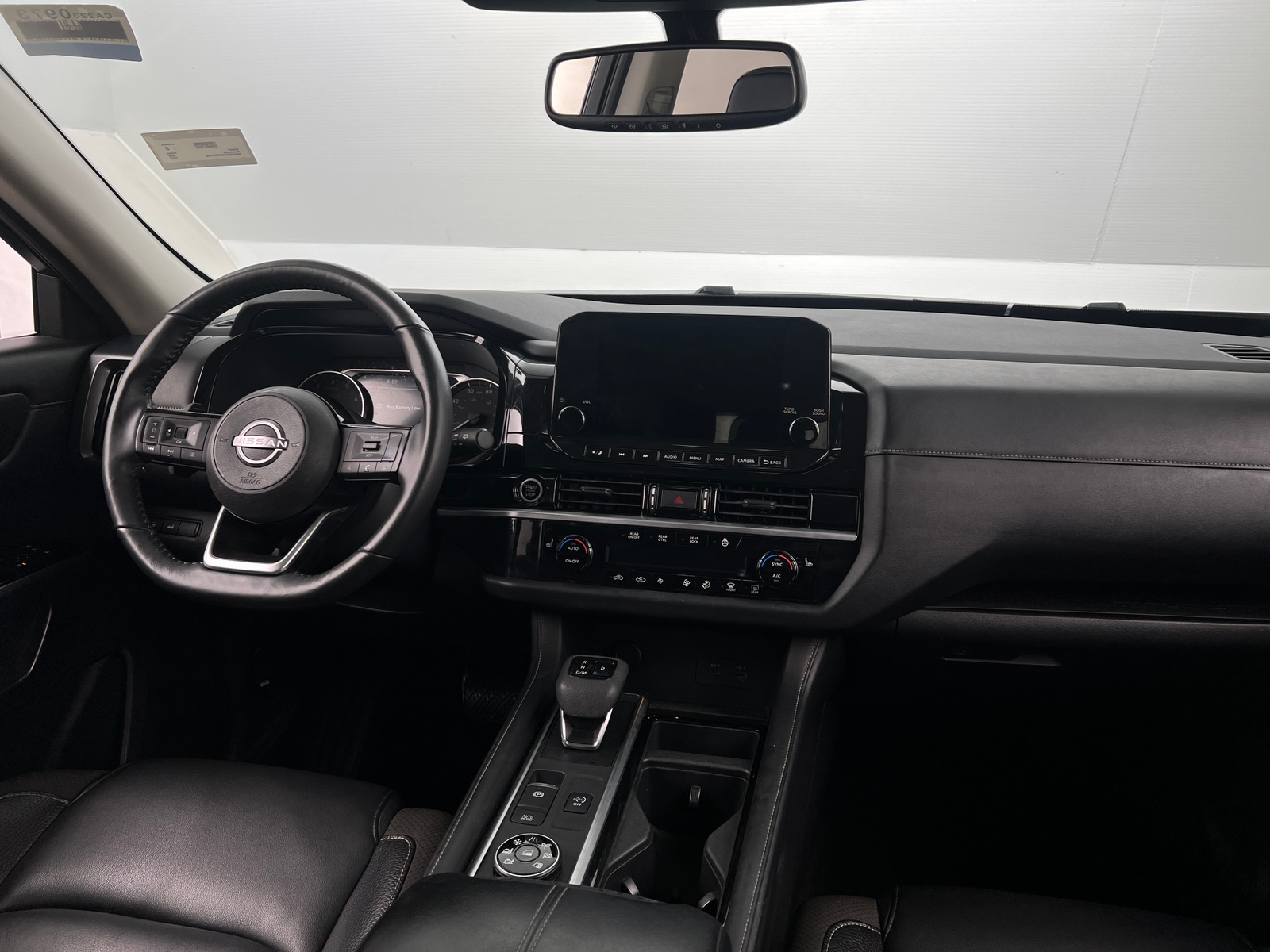 Thumbnail: 2022 Nissan Pathfinder - 2