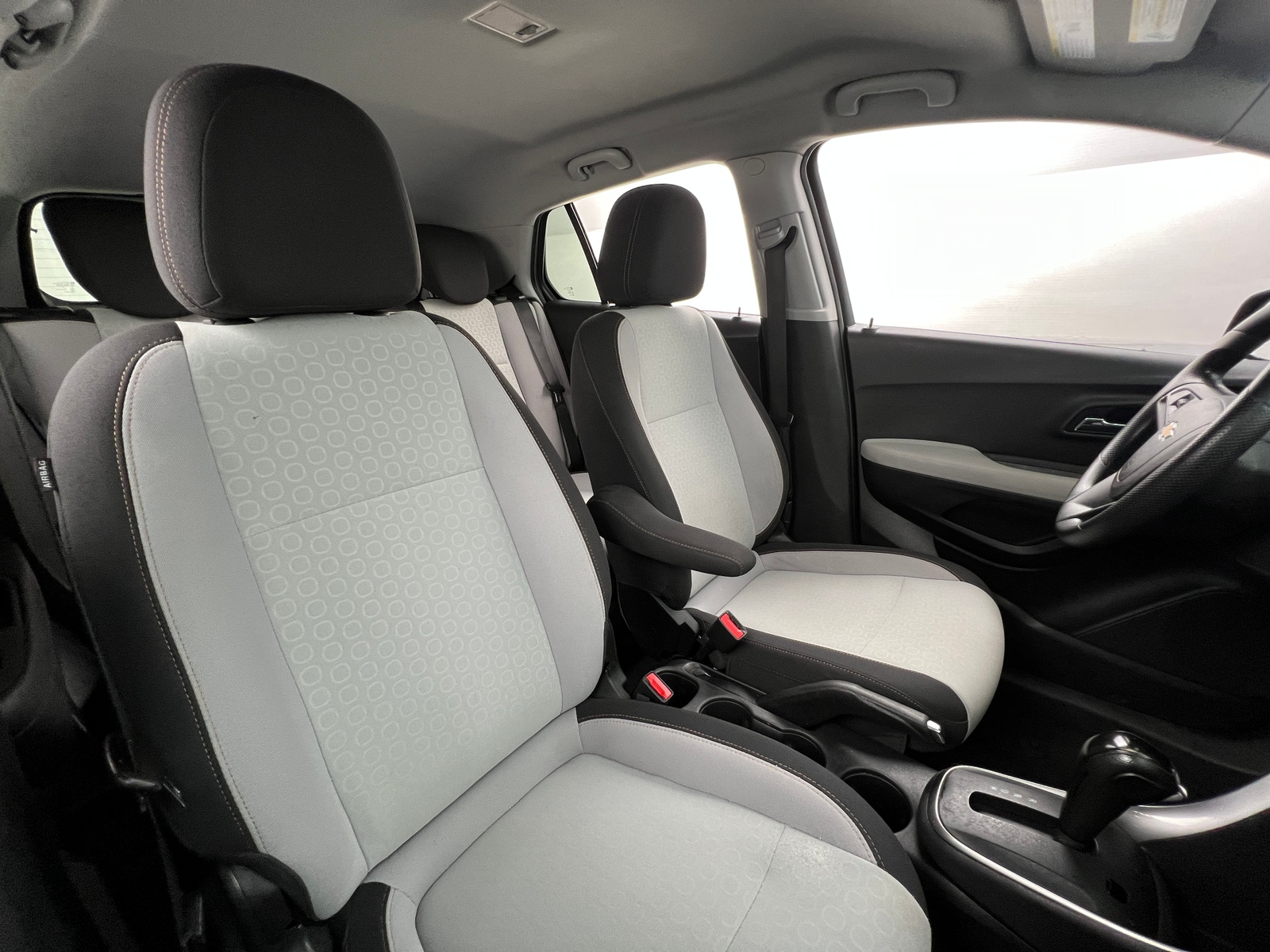 Thumbnail: 2020 Chevrolet Trax - 2