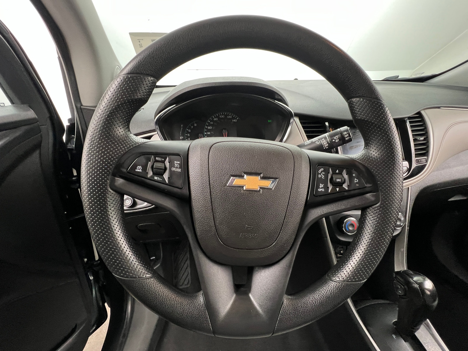 Thumbnail: 2020 Chevrolet Trax - 5