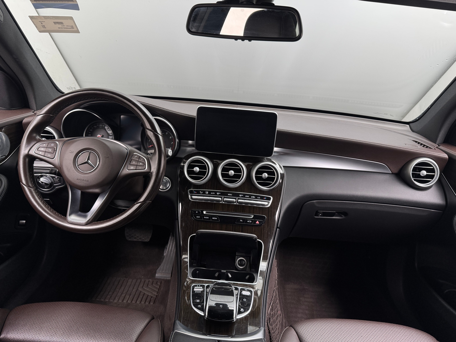 Thumbnail: 2017 Mercedes-Benz GLC - 2