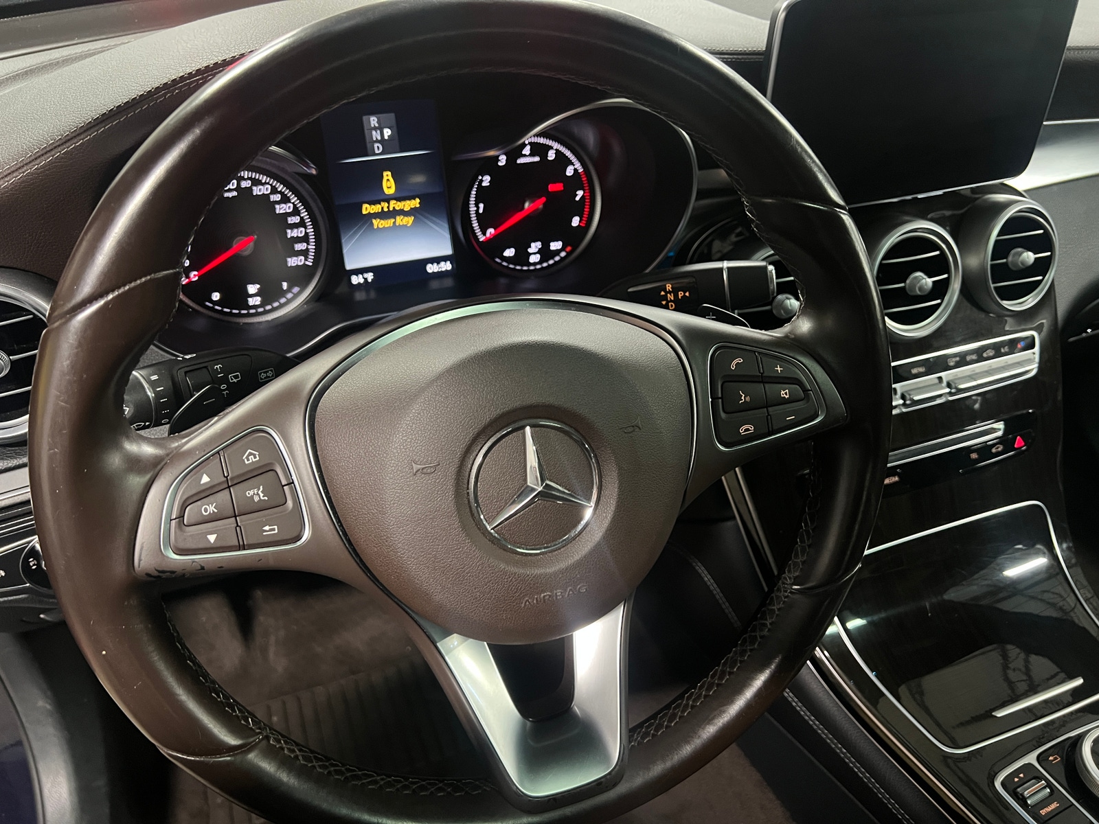 Thumbnail: 2017 Mercedes-Benz GLC - 4