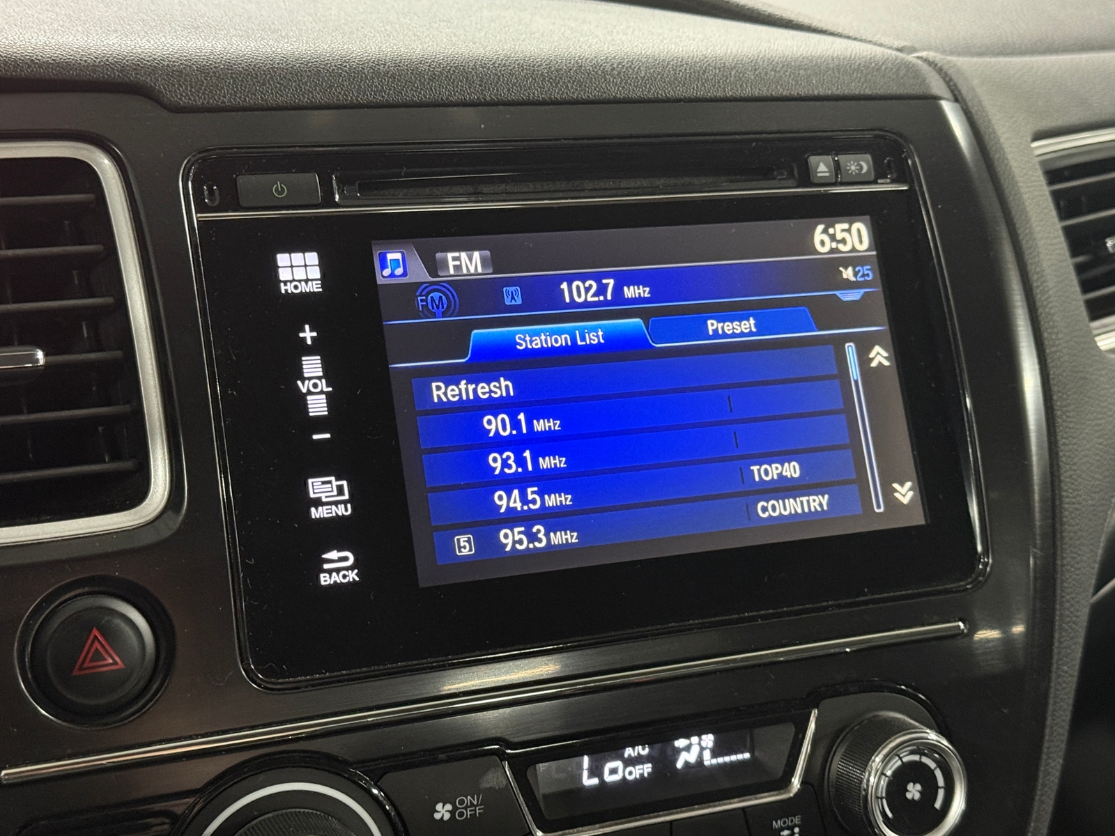 Thumbnail: 2015 Honda Civic - 4