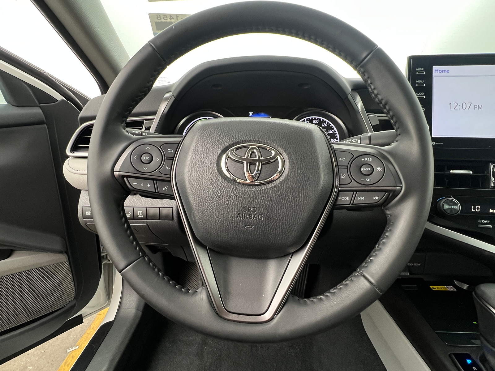 Thumbnail: 2023 Toyota Camry - 4
