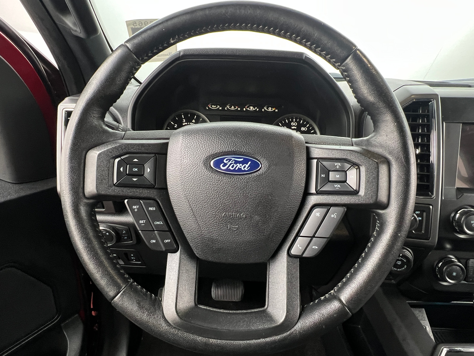 Thumbnail: 2020 Ford Econoline - 5