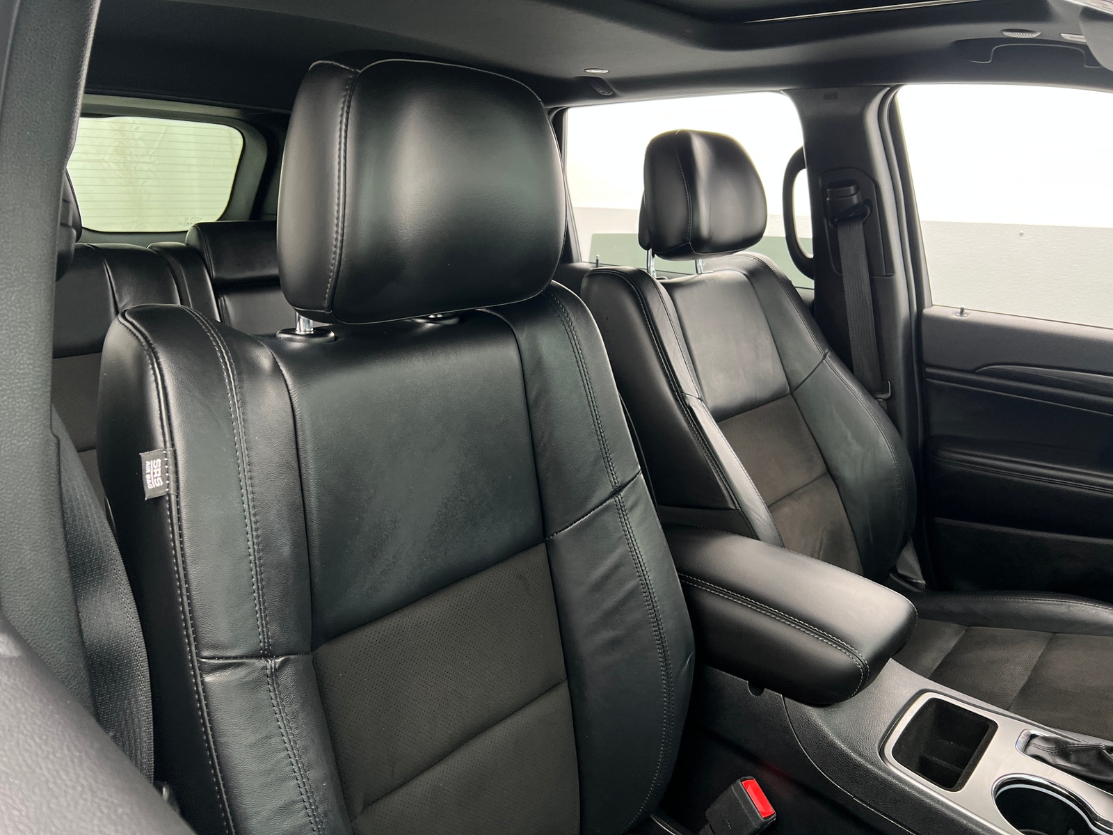 Thumbnail: 2020 Jeep Grand Cherokee - 2