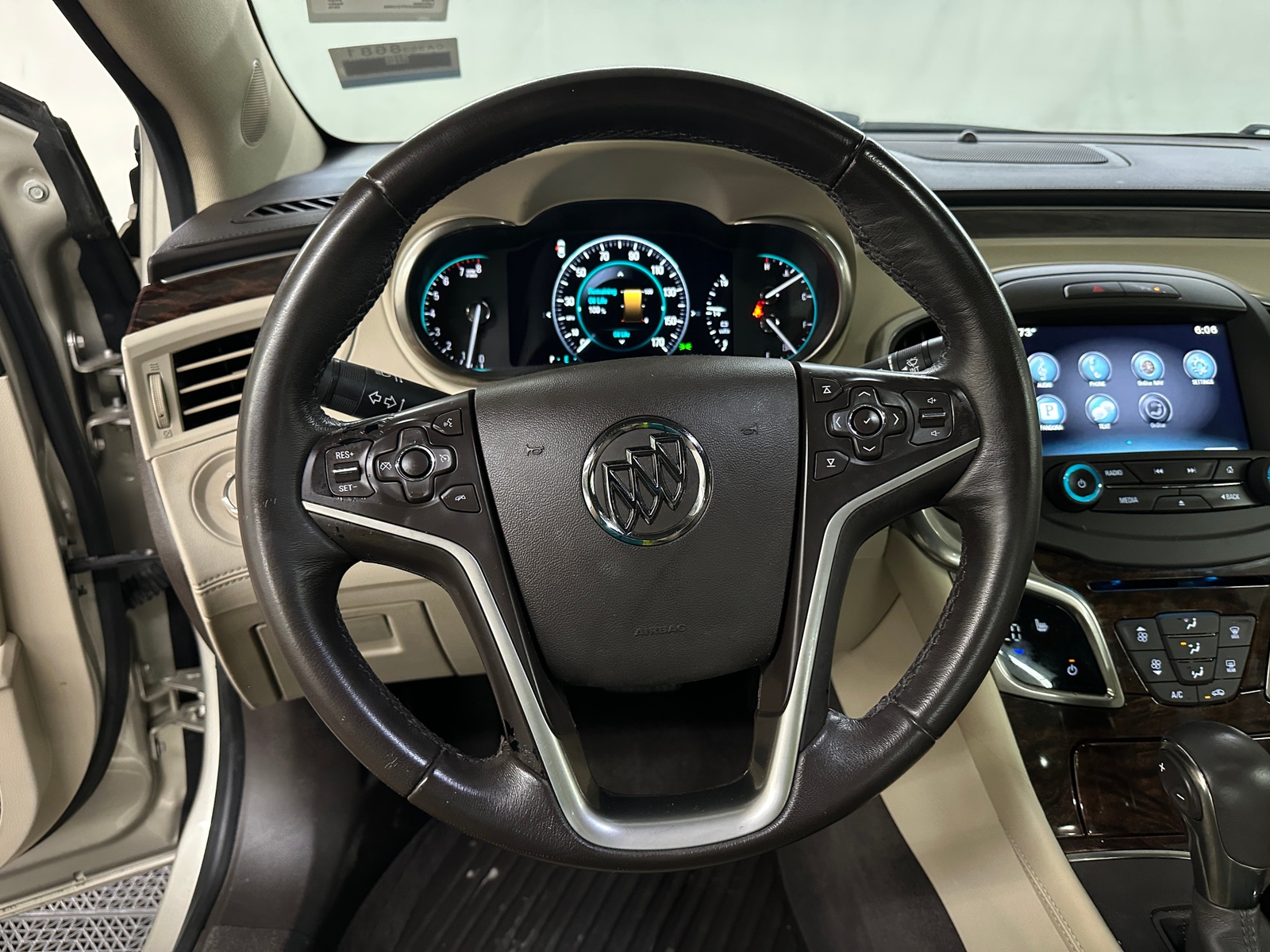 Thumbnail: 2015 Buick LaCrosse - 4