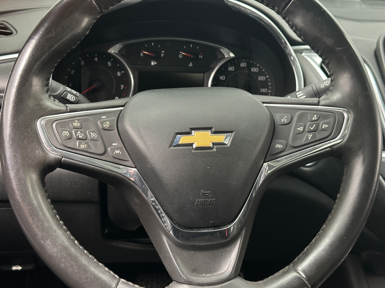 Thumbnail: 2016 Chevrolet Malibu - 4