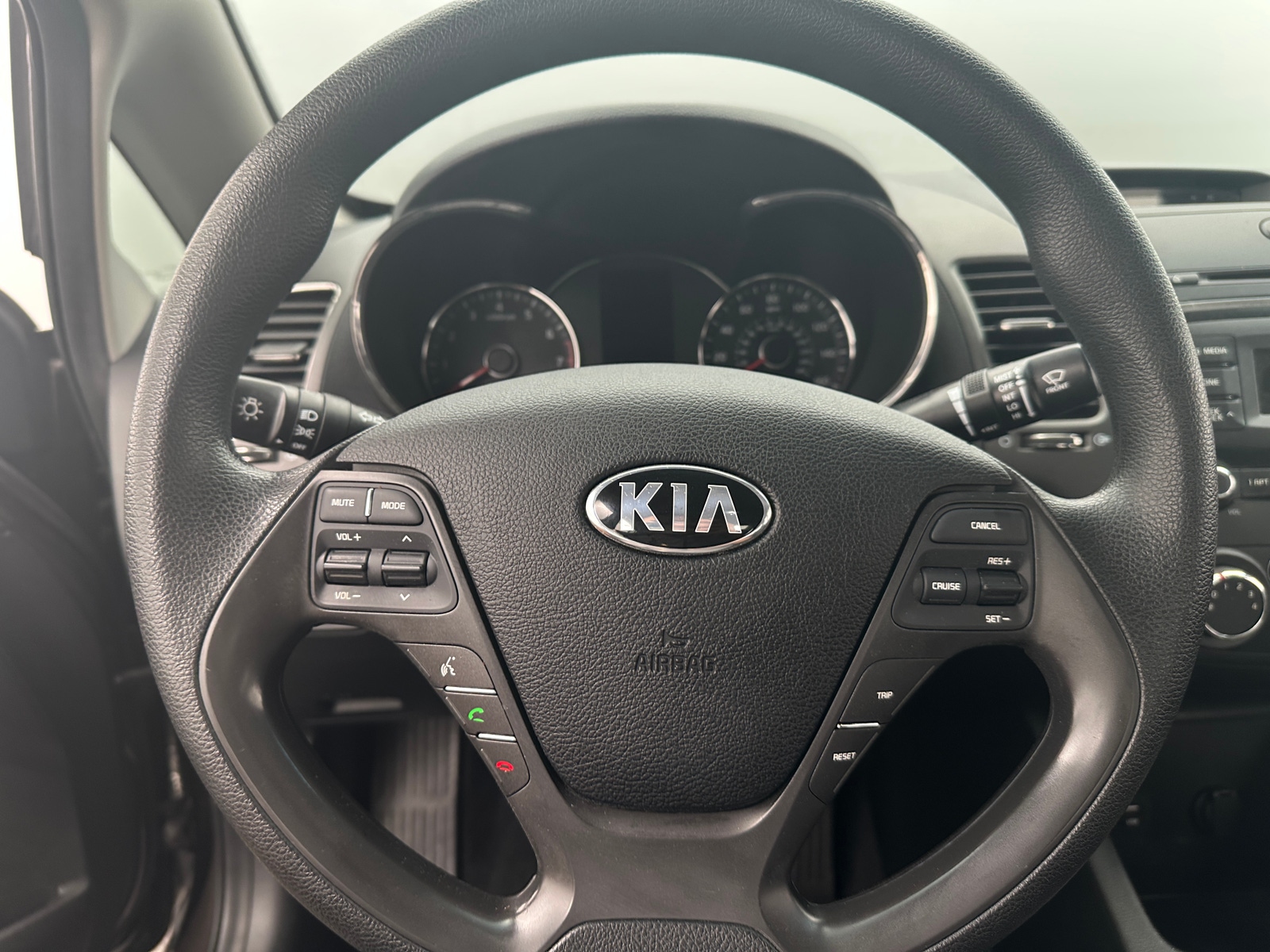 Thumbnail: 2018 Kia Forte - 5