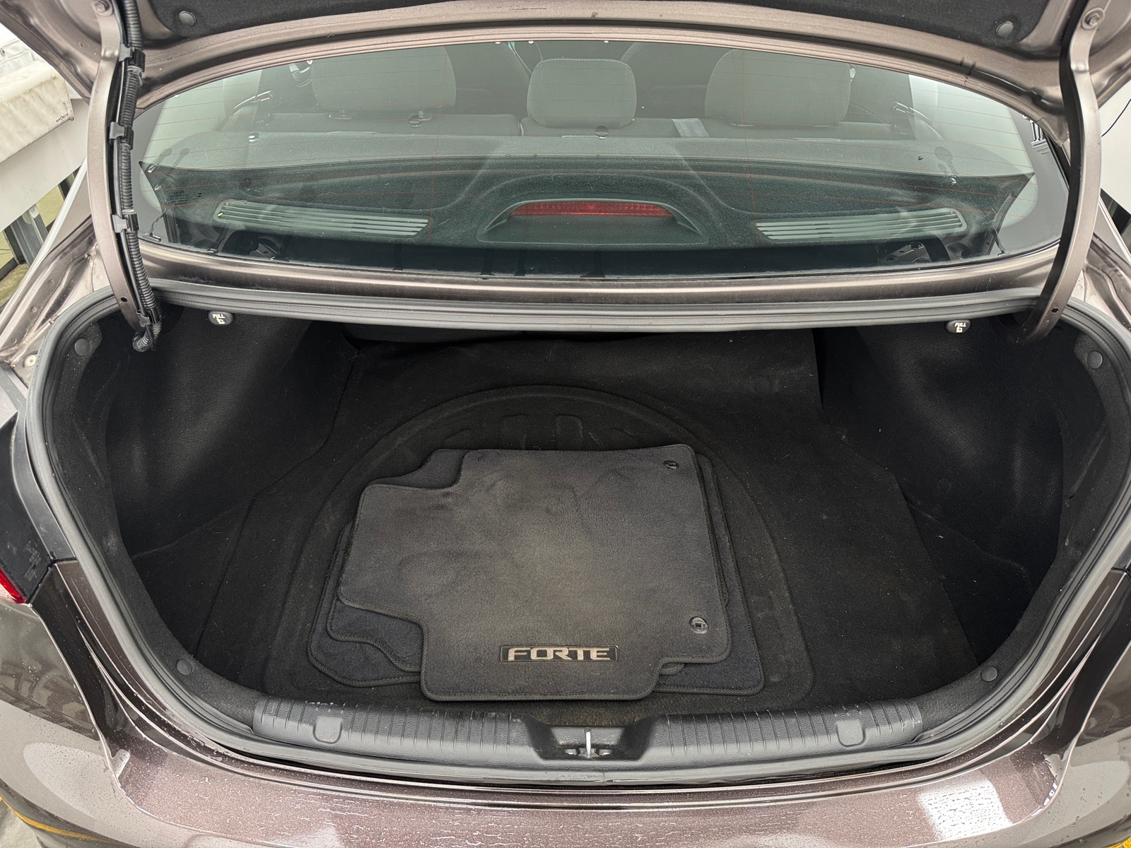 Thumbnail: 2018 Kia Forte - 7