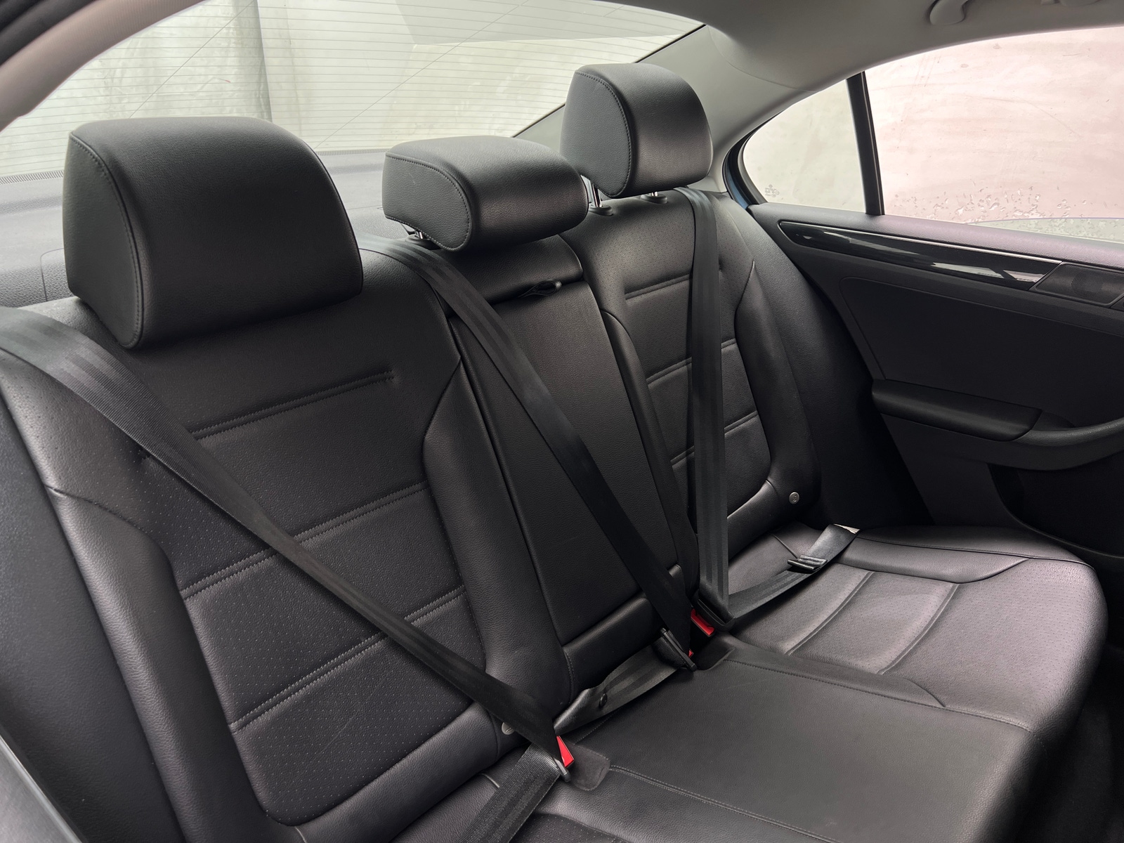 Thumbnail: 2017 Volkswagen Jetta - 5