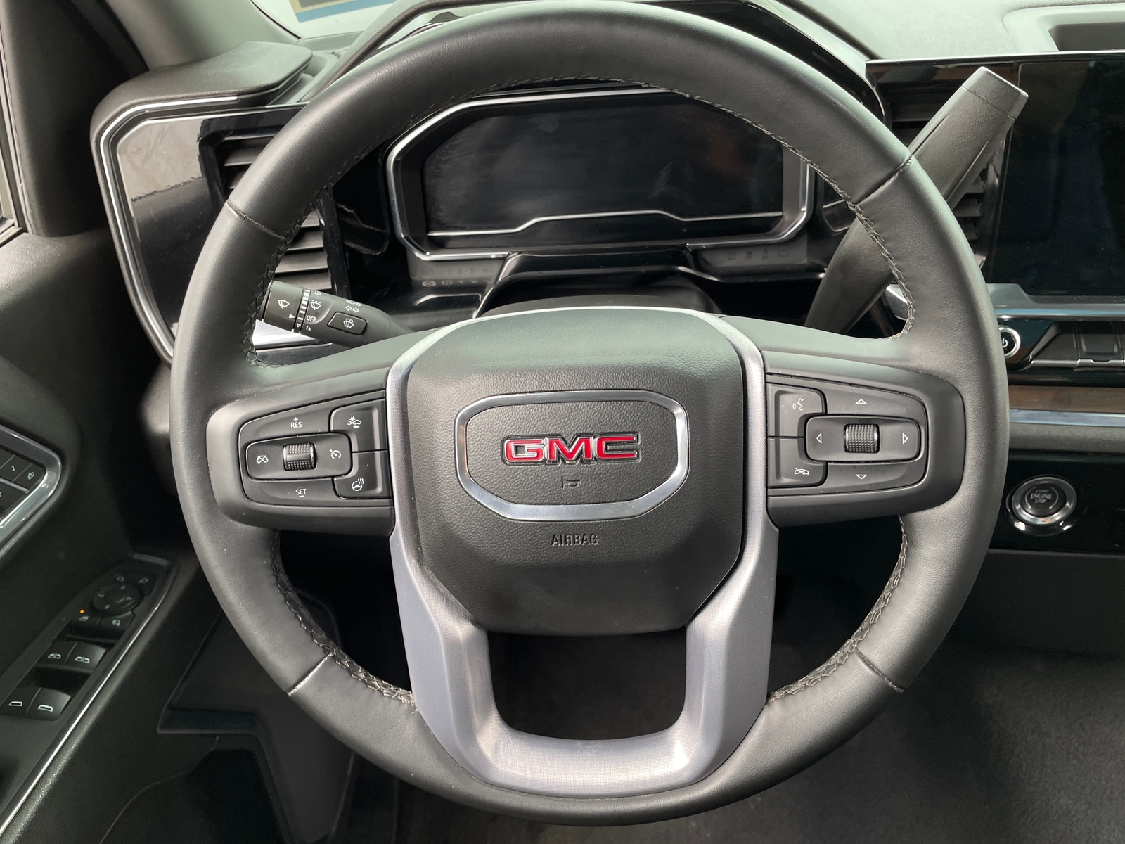 Thumbnail: 2024 GMC Sierra 1500 - 4