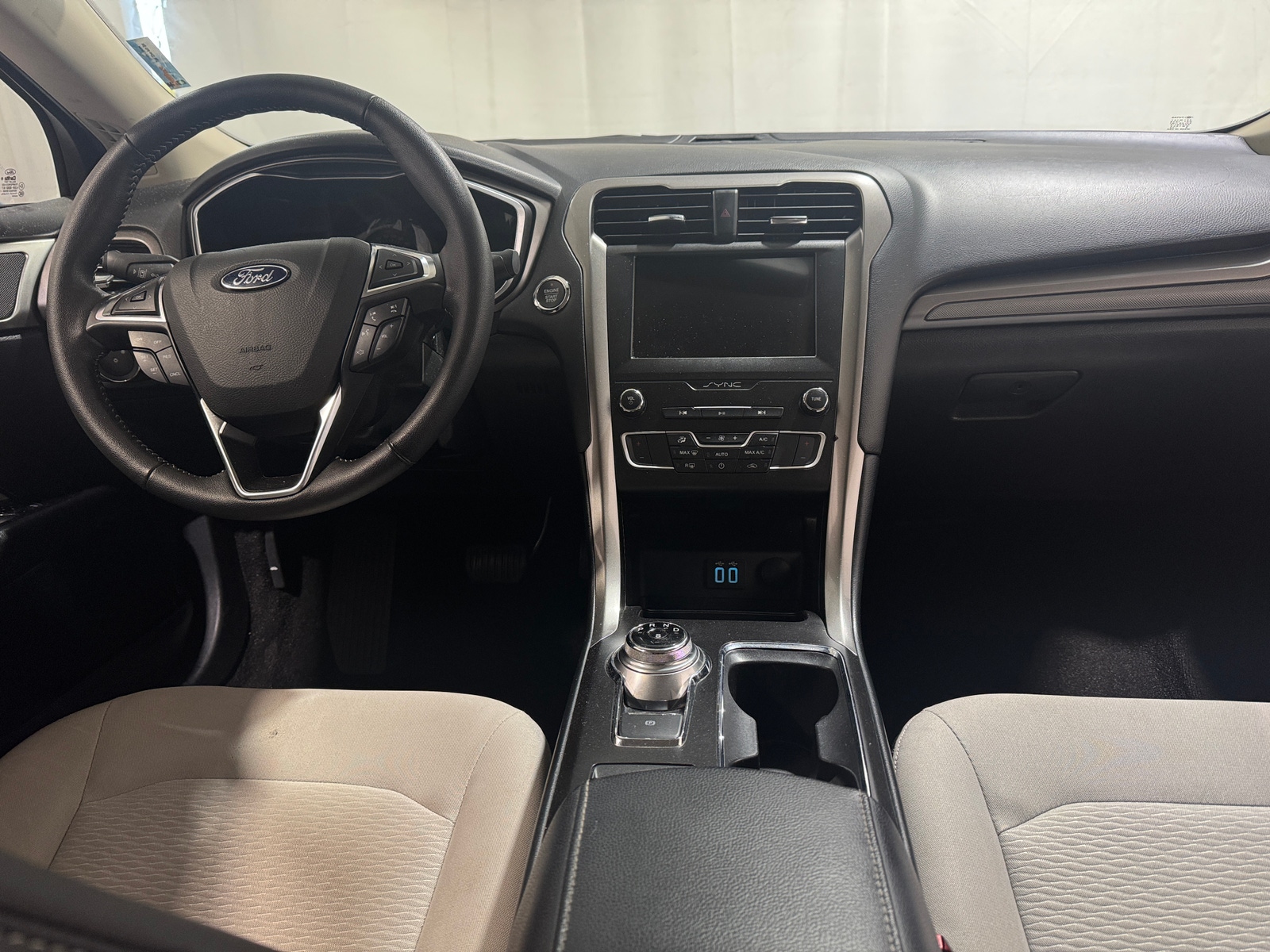 Thumbnail: 2019 Ford Fusion - 3