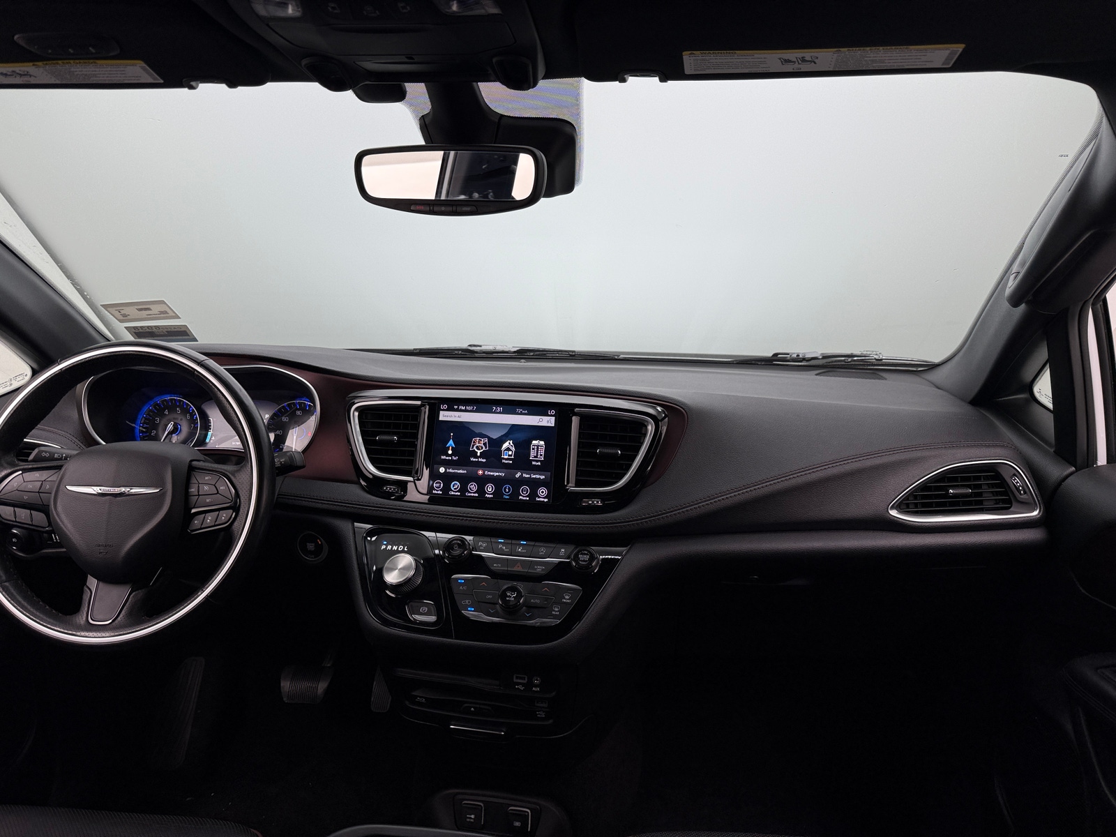 Thumbnail: 2020 Chrysler Pacifica - 3