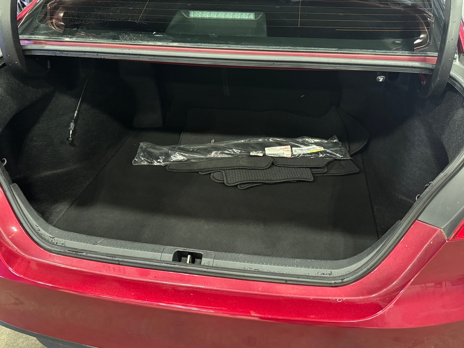 Thumbnail: 2019 Toyota Camry - 7