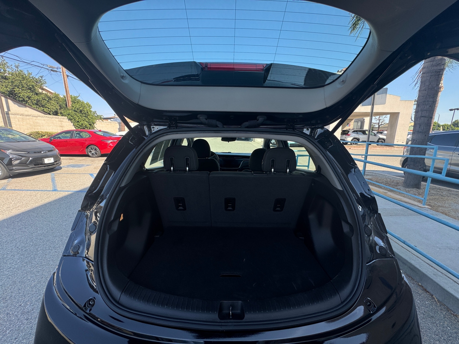 Thumbnail: 2023 Chevrolet Bolt EV - 6