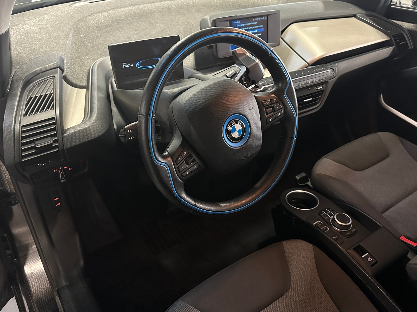 Thumbnail: 2019 BMW i3 - 3