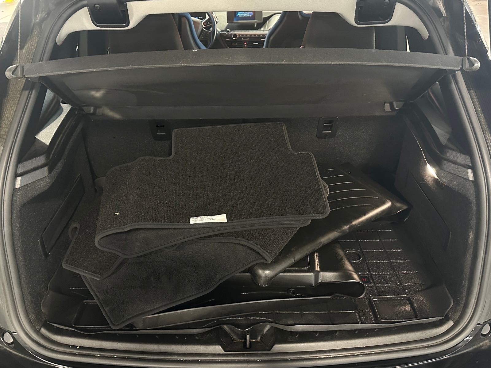 Thumbnail: 2019 BMW i3 - 6