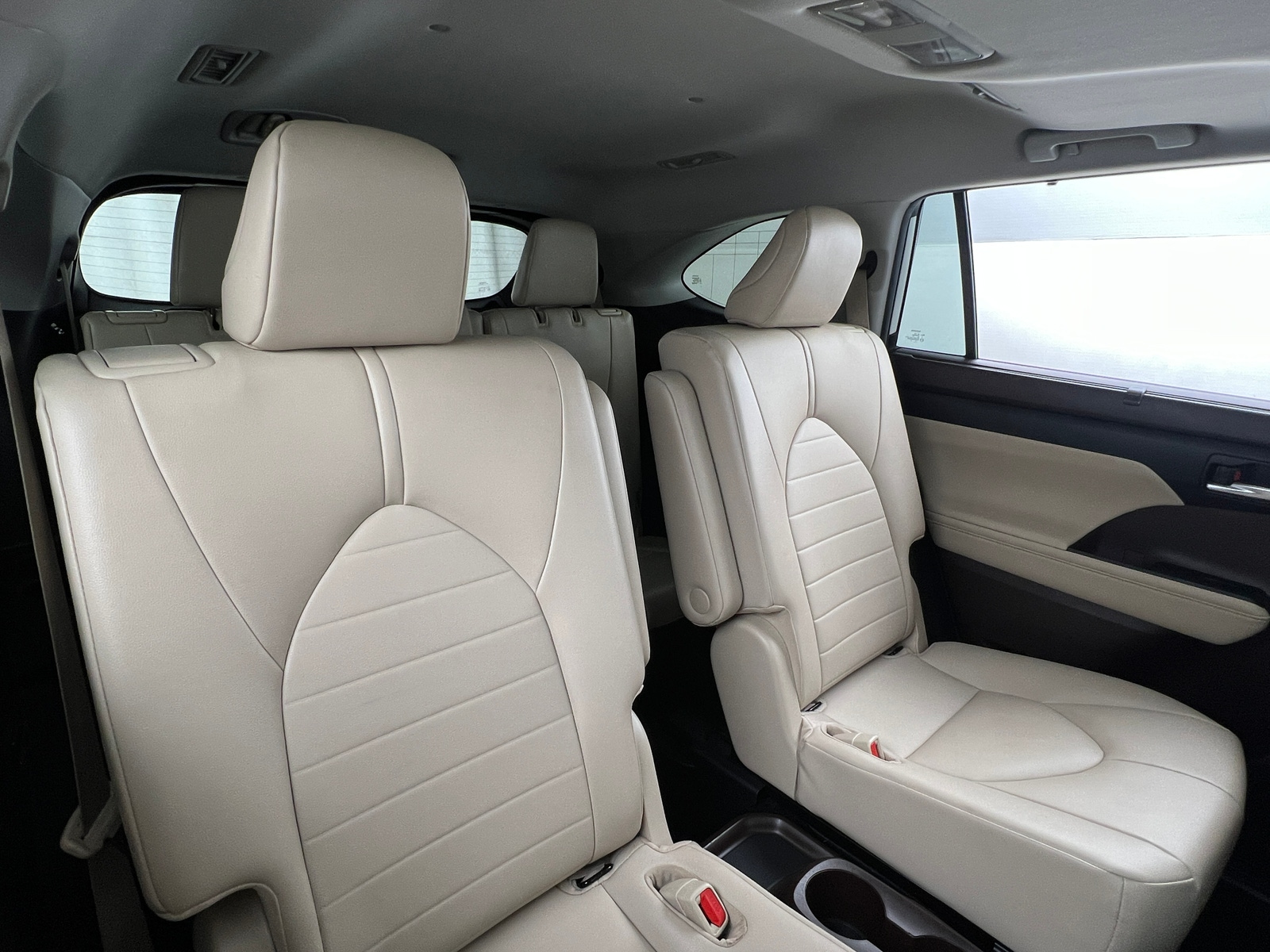 Thumbnail: 2021 Toyota Highlander - 5